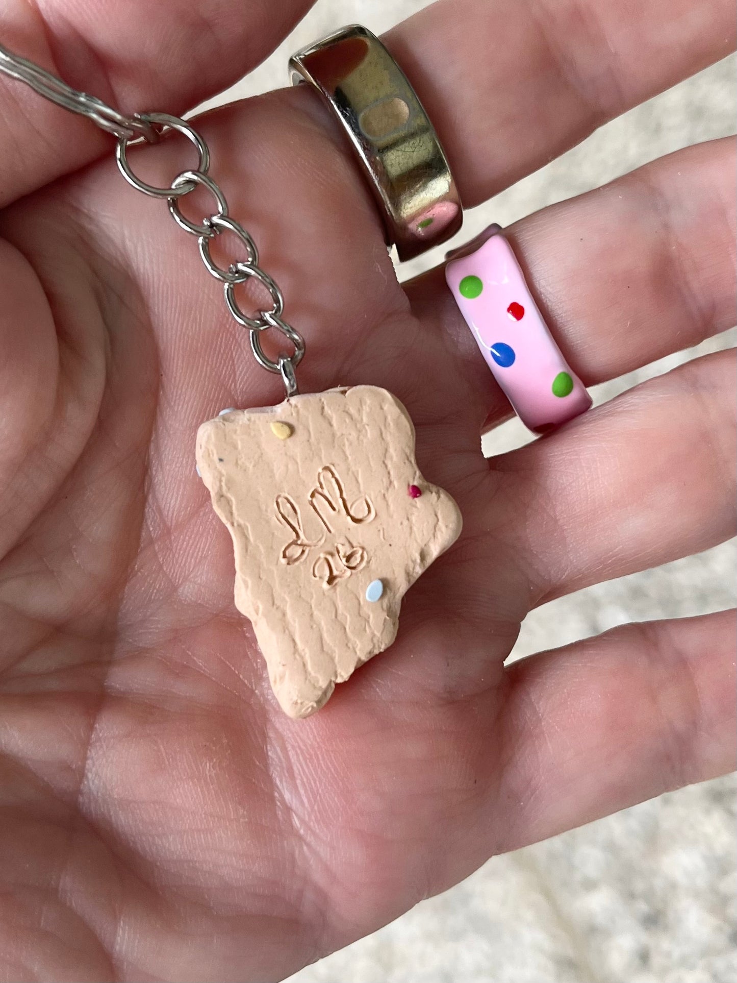 'The broken ones' (Tiny teddy keyring)
